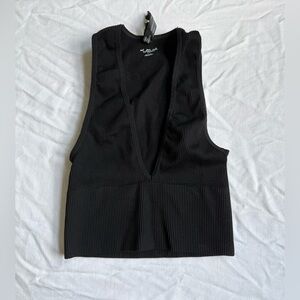 Urban Outfitters Out From Under Hailey Seamless Plunge Cropped Tank Top Black S